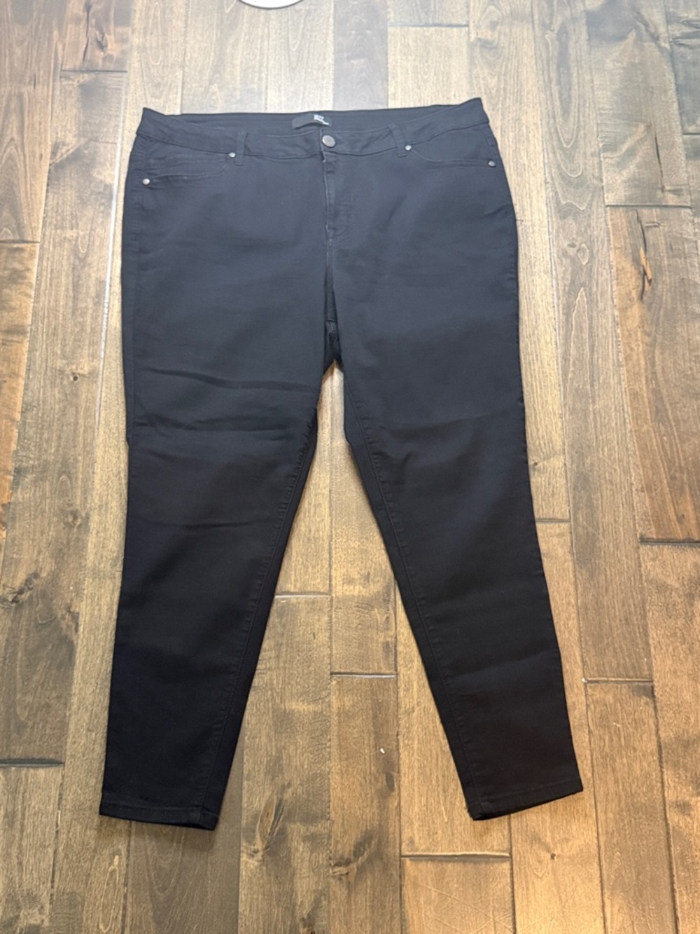 1822 Denim Black Skinny Jeans